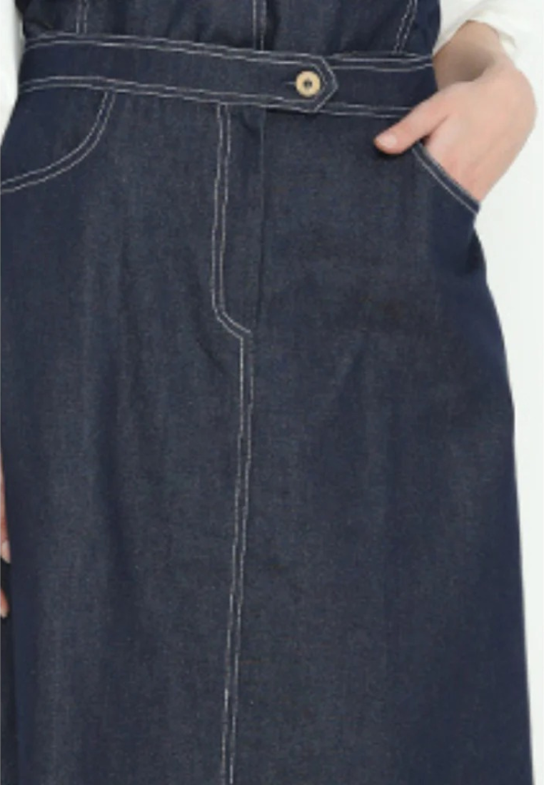 Queena Long Skirt In Denim | Navy