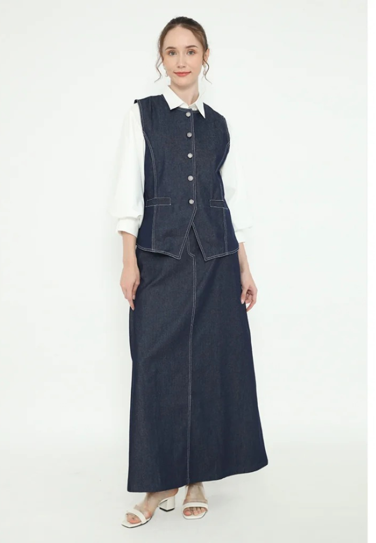 Queena Vest In Denim | Navy