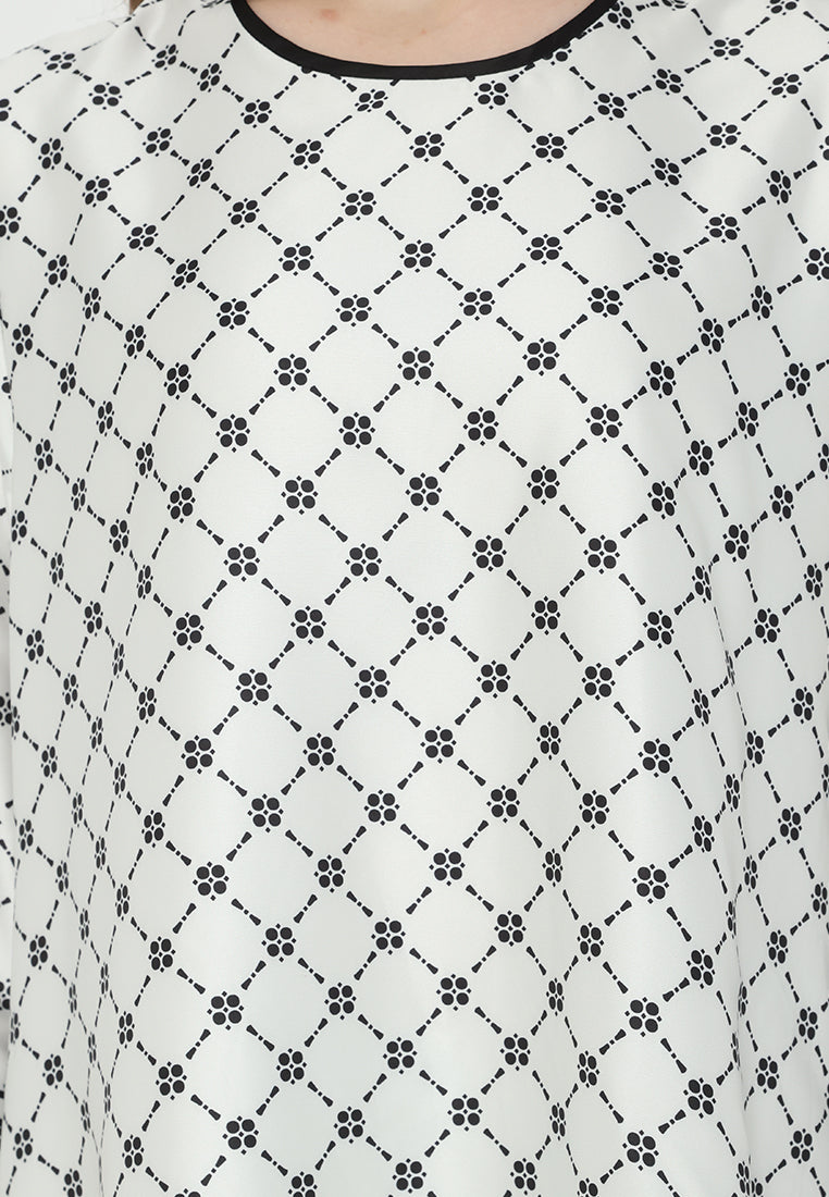 Minimalist Monochrome Tunic | White