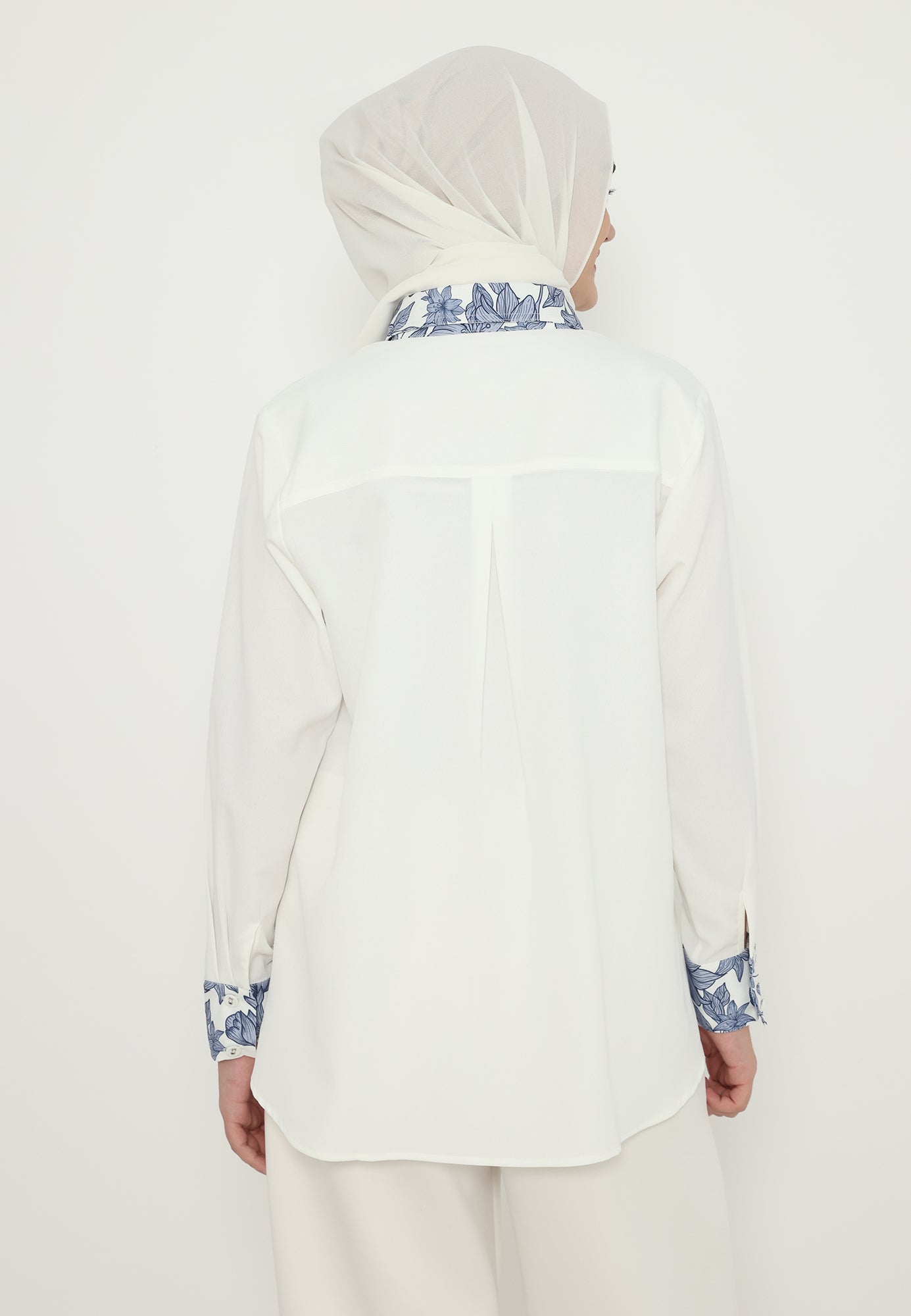 Nimas Floral Accent Shirt In Broken | White