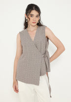 Oceanic Plain Sleeveless Vest | Beige
