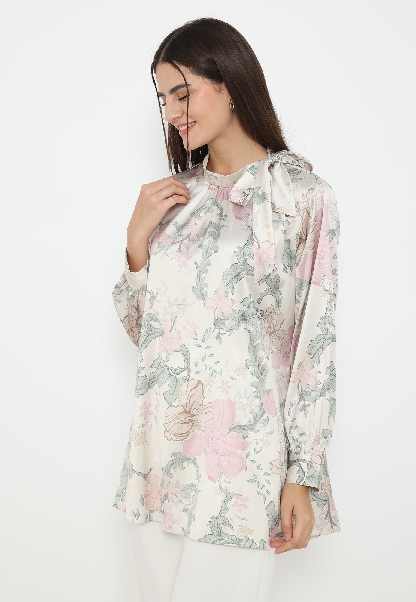 Safira Paisley Blouse With Tape Detail | Cream