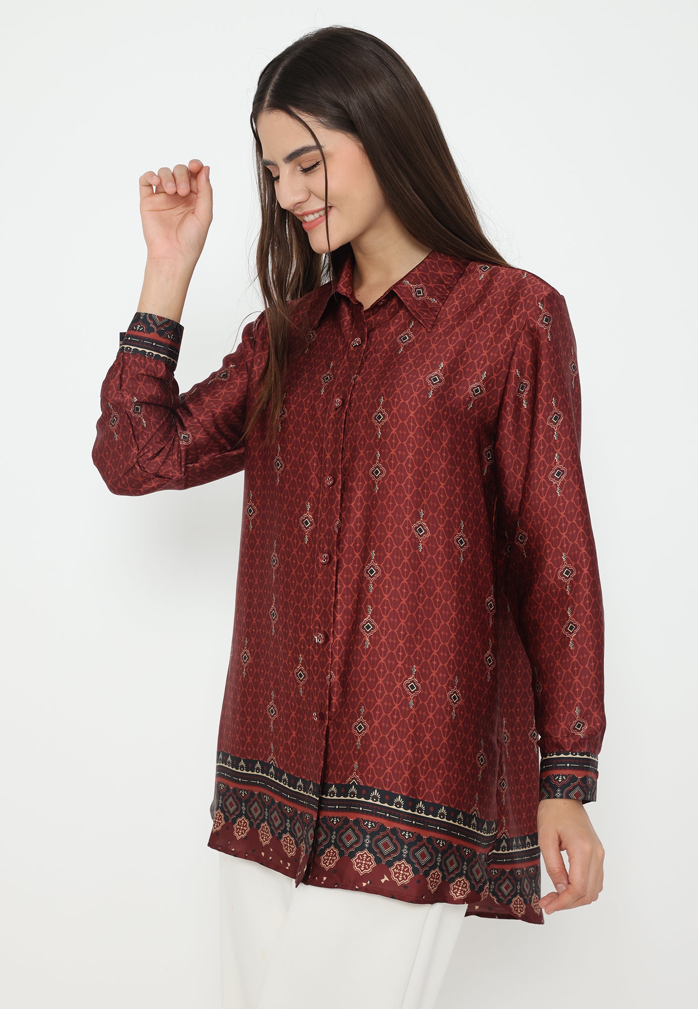 Elize Patterns Tops | Maroon
