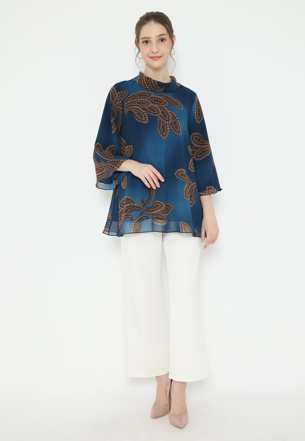 Sashfir Draferry Blouse In Emerald | Blue