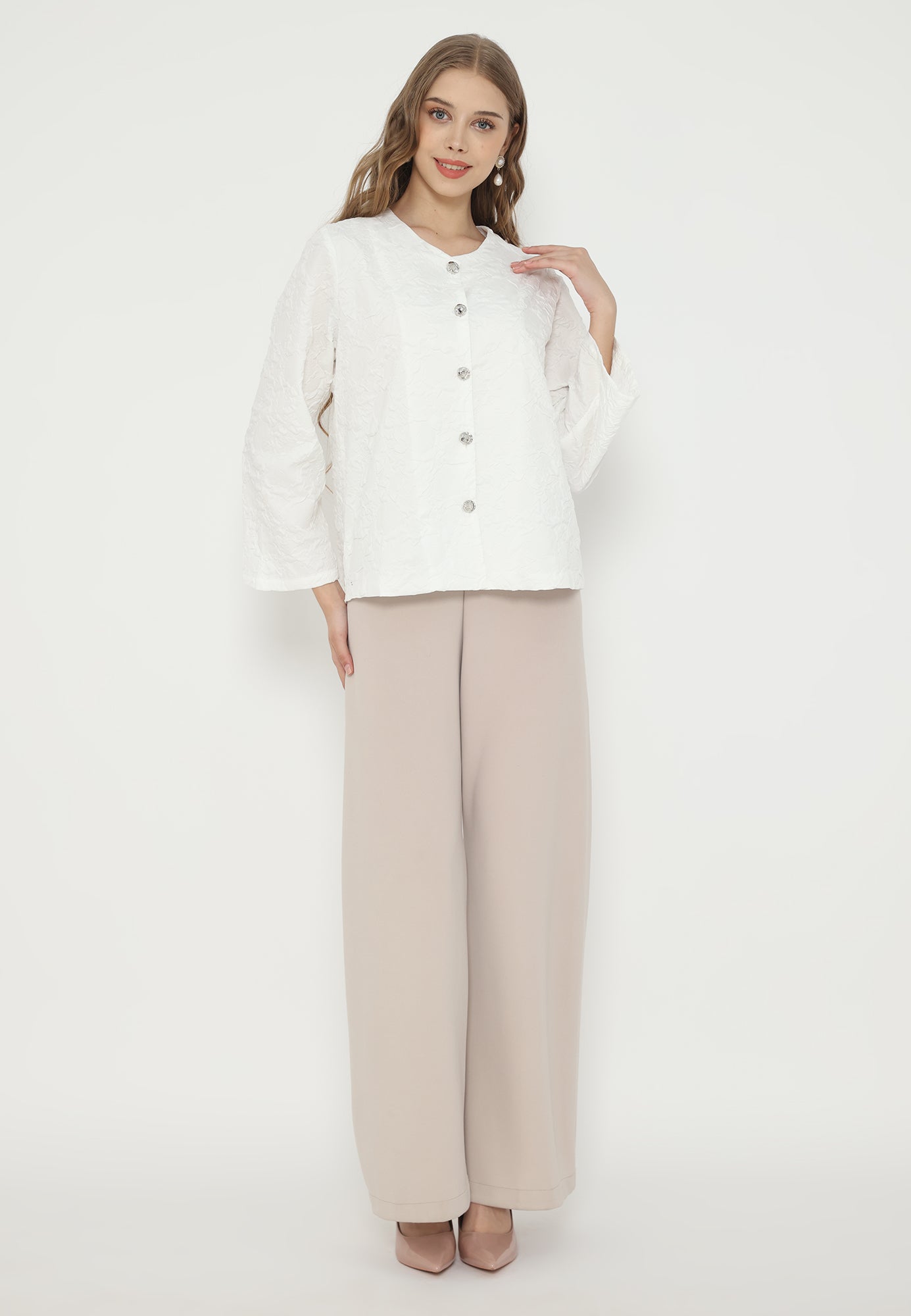 Debby Plain Round Neck Tops | White