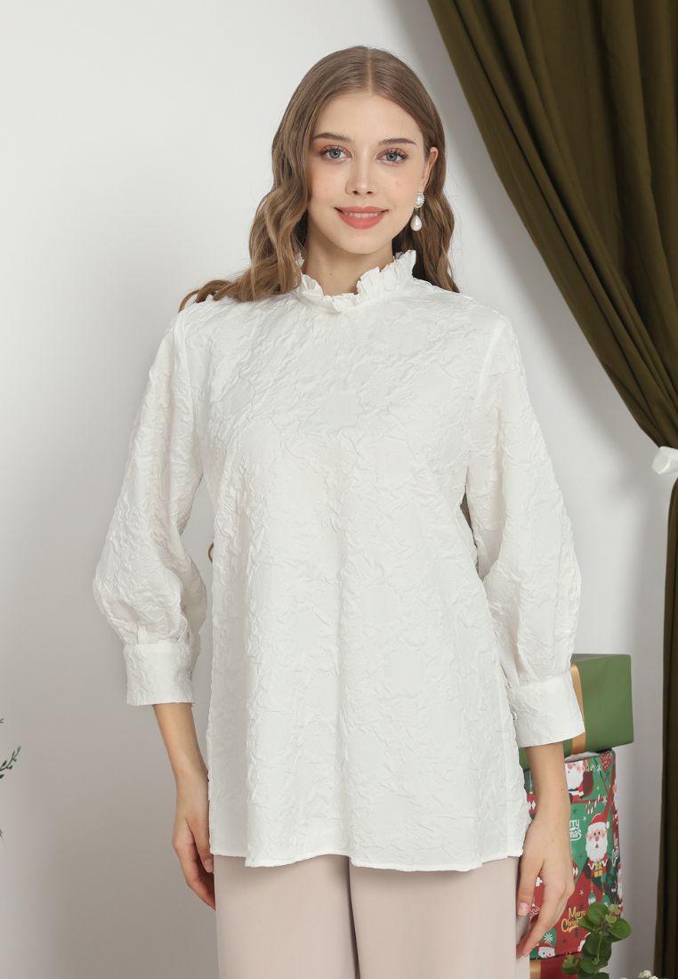 Holilah Ruffle Blouse Floral Pattern | White