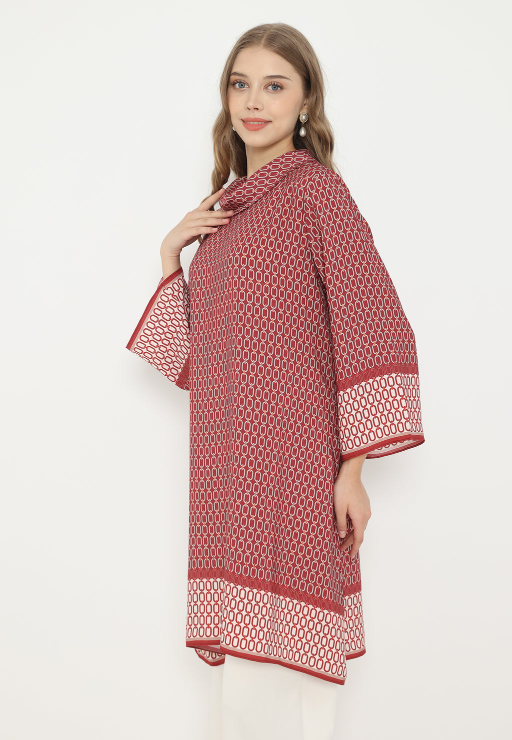 Hilda Midi Dress Chain Pattern With Draffery Neck | Red