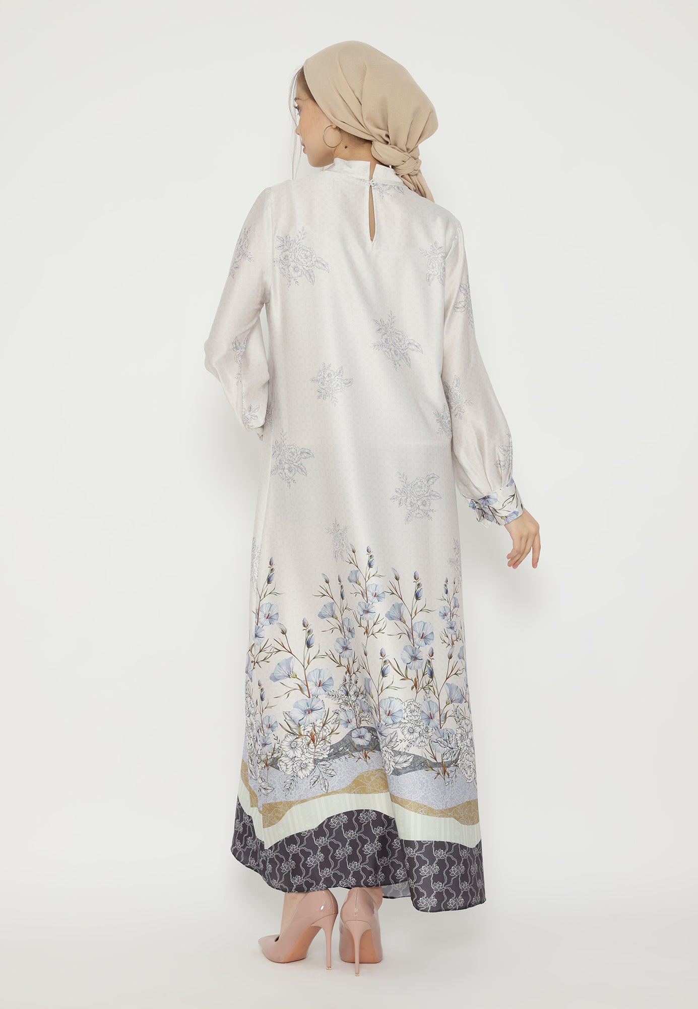 Zuhaira Silk Long Dress Muslim | White