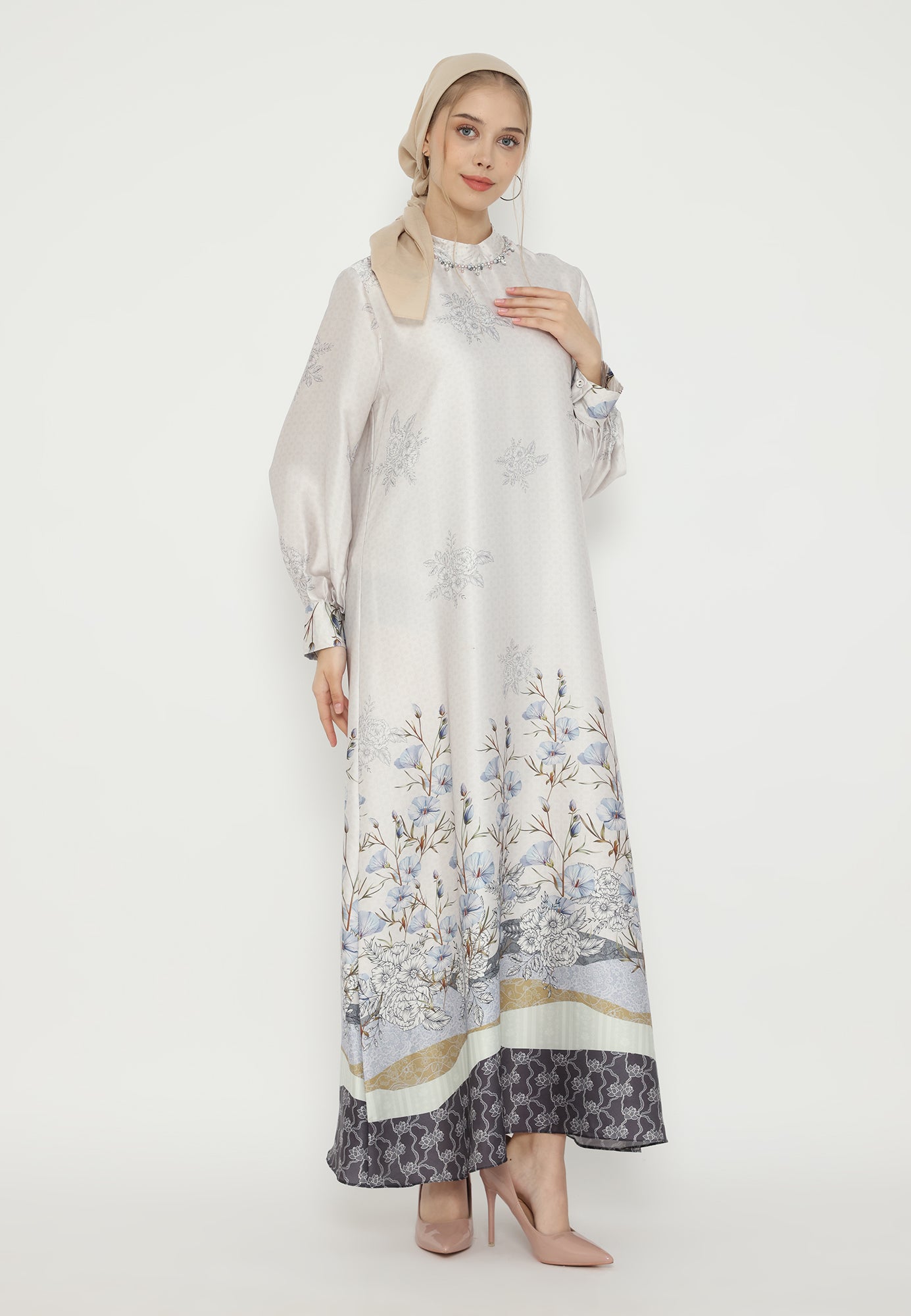 Zuhaira Silk Long Dress Muslim | White