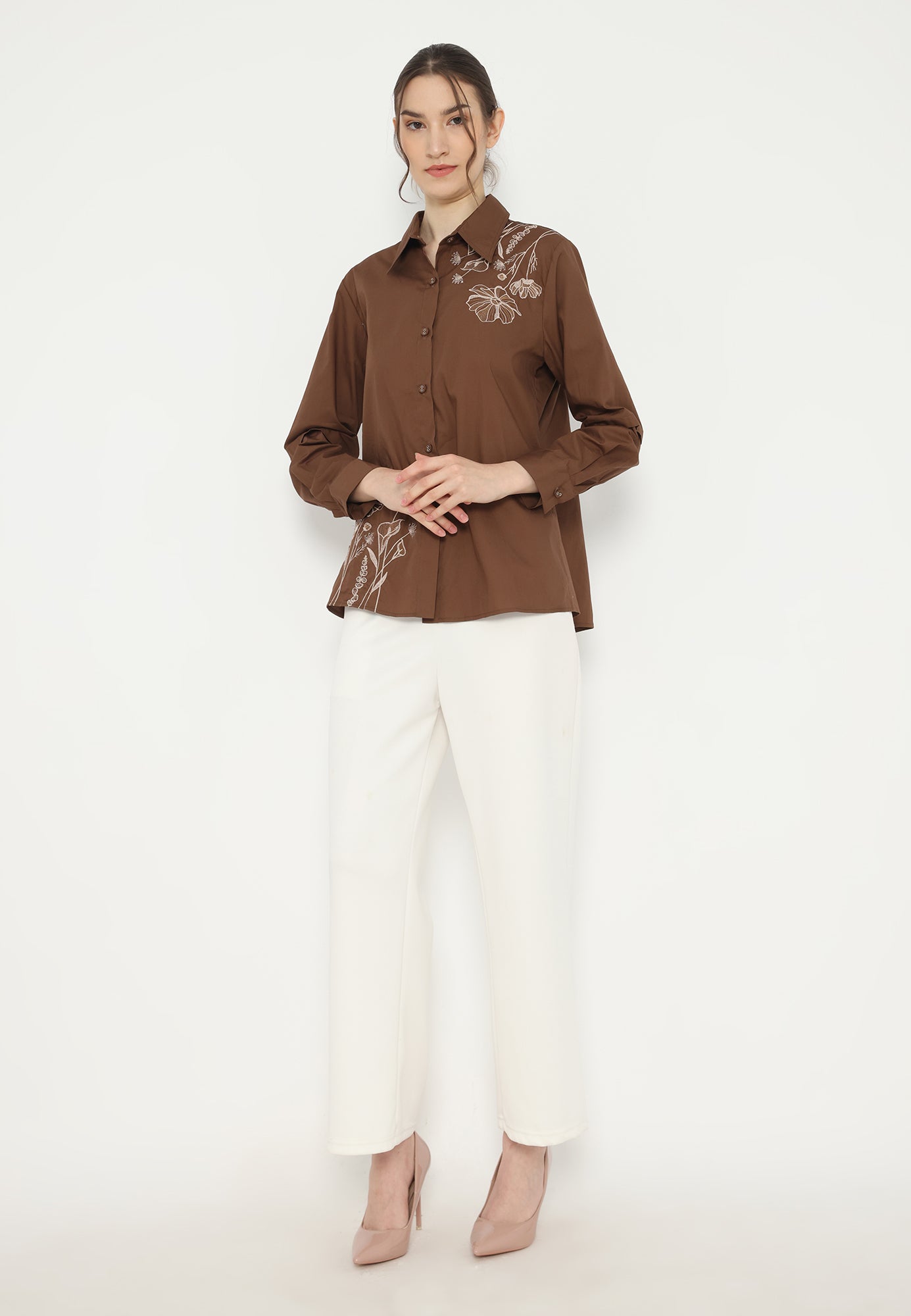 Julia Flower Embroidery Shirt | Brown