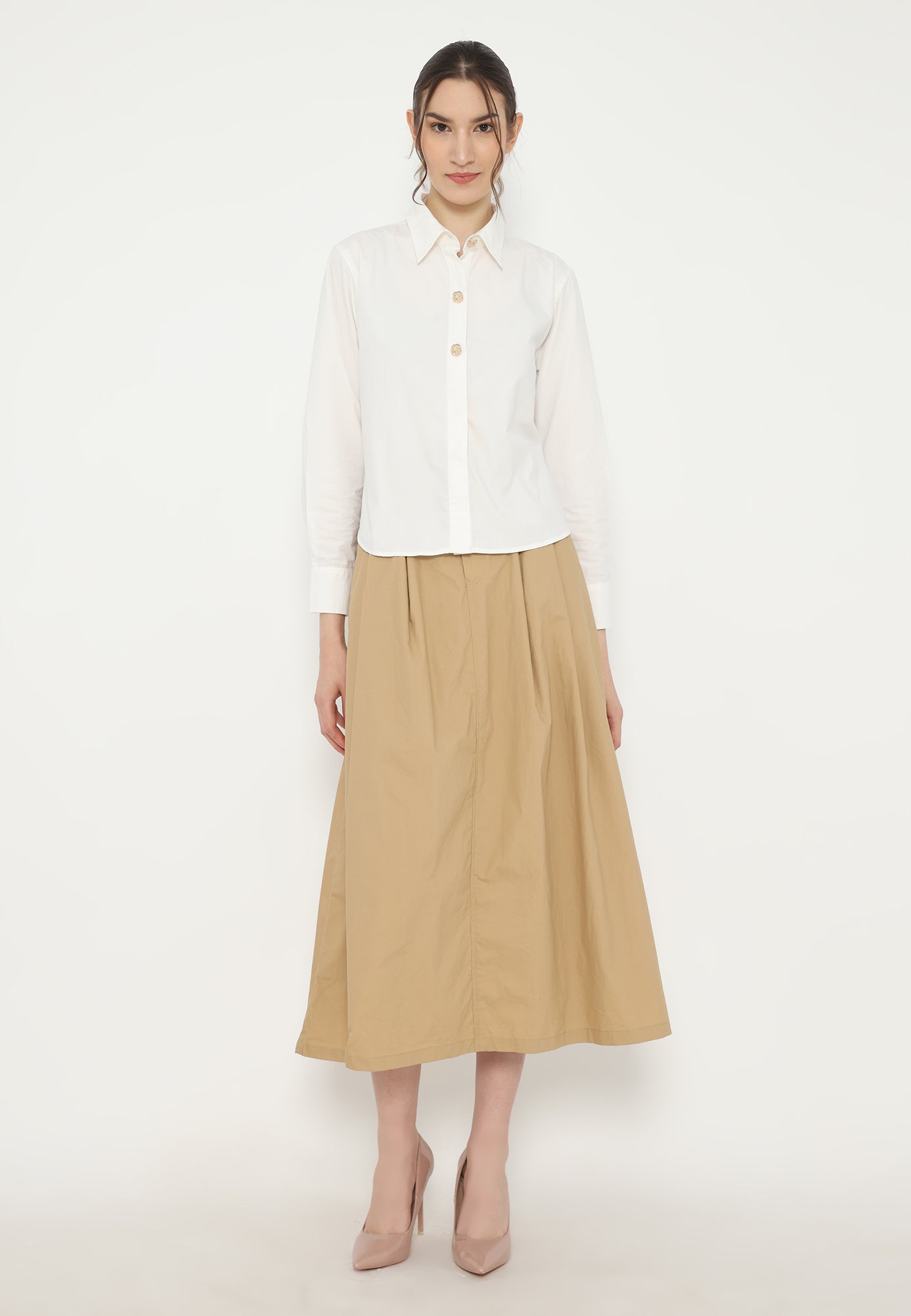 Laila Pleated Skirt with Gold Buttons | Brown