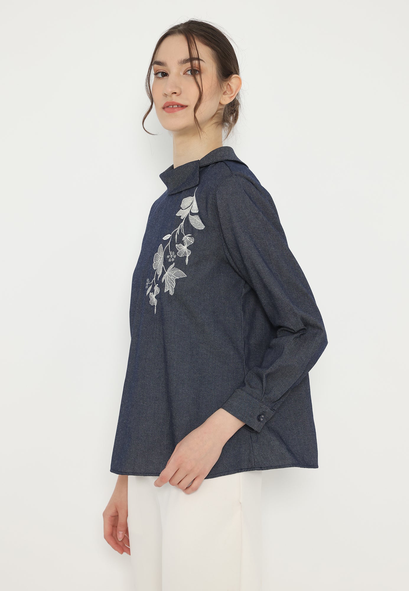 Avril Denim Blouse With Embroidery In Denim | Navy