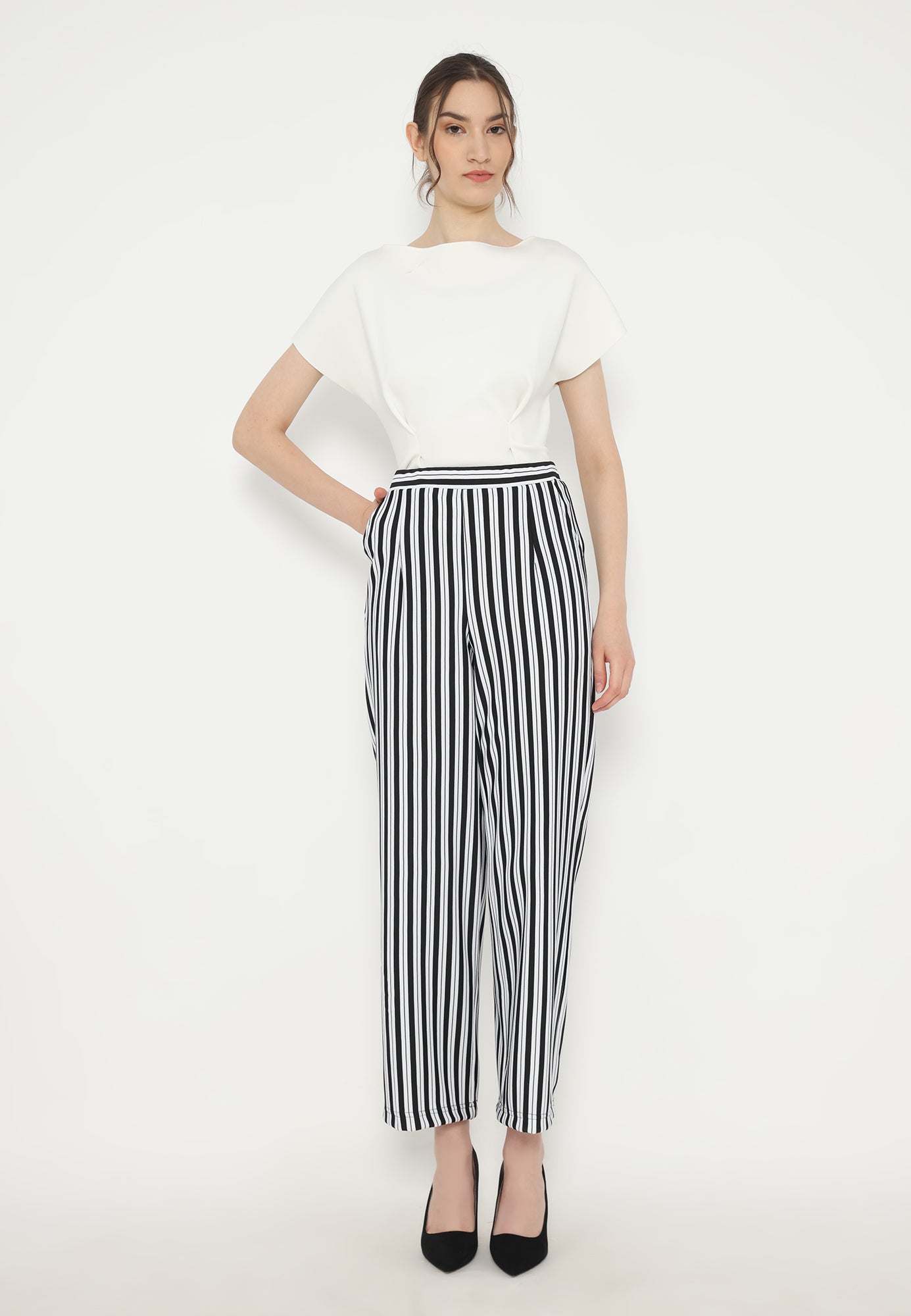 Zebra Stripes Pants | White