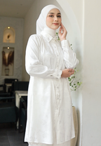Alma One Set Tunic With Detail Payet In White By Brilliant Girl