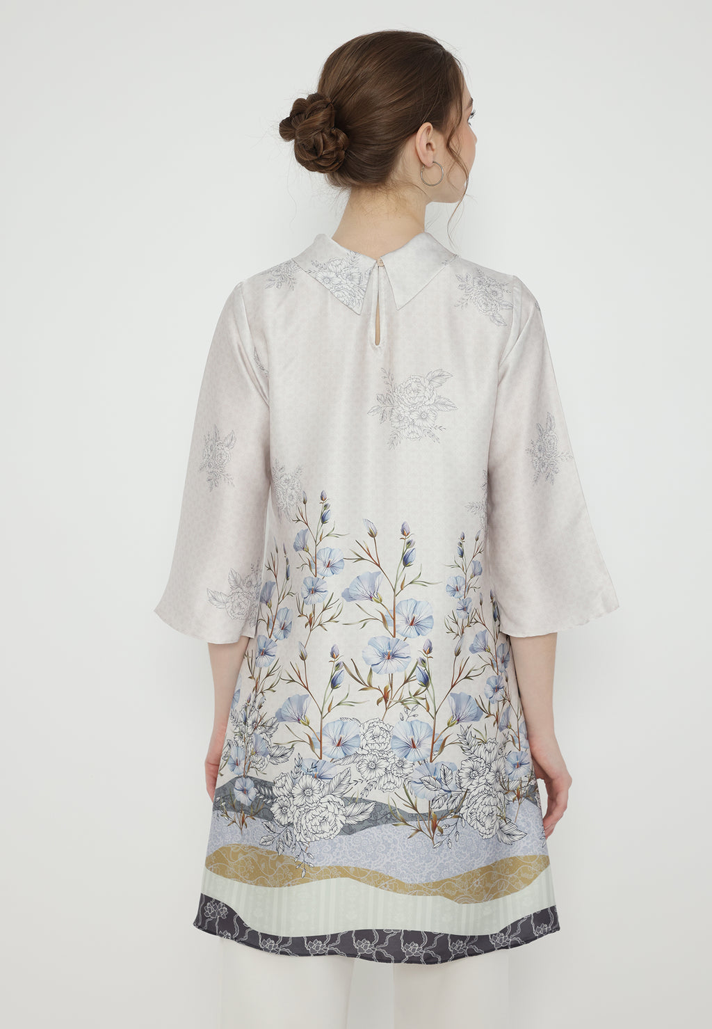 Velora Tunic With Draffery Neck | Grey