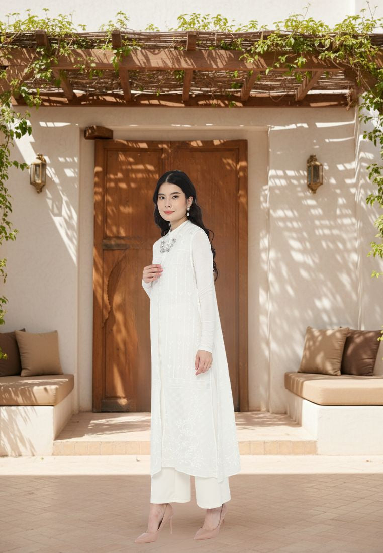 Althea Broakat Outerwear With Inner In Broken | White