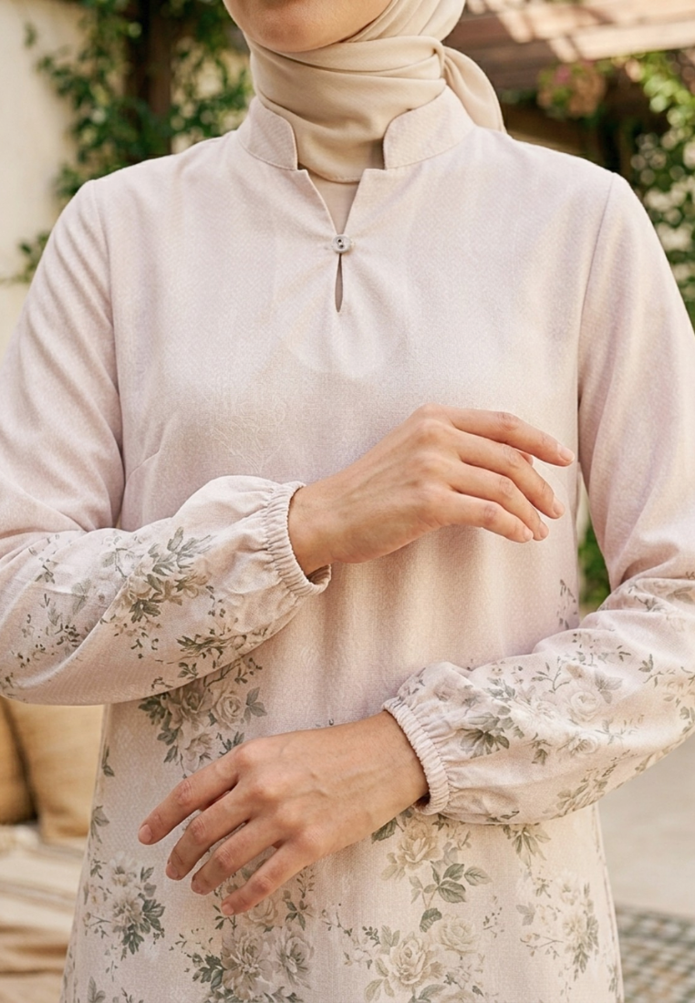 Serelia Blouse Sifon With V neck | Cream