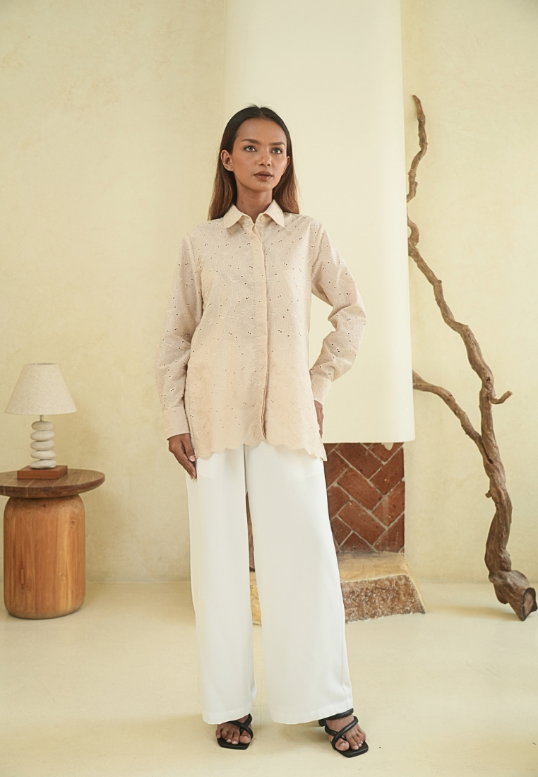 Riby Shirt Cutbol With Long Sleeve Cream By Brilliant Girl