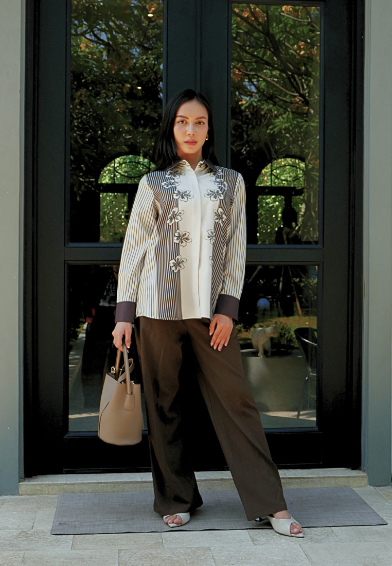 Amarilis Cocoa Bloom Shirt | Brown