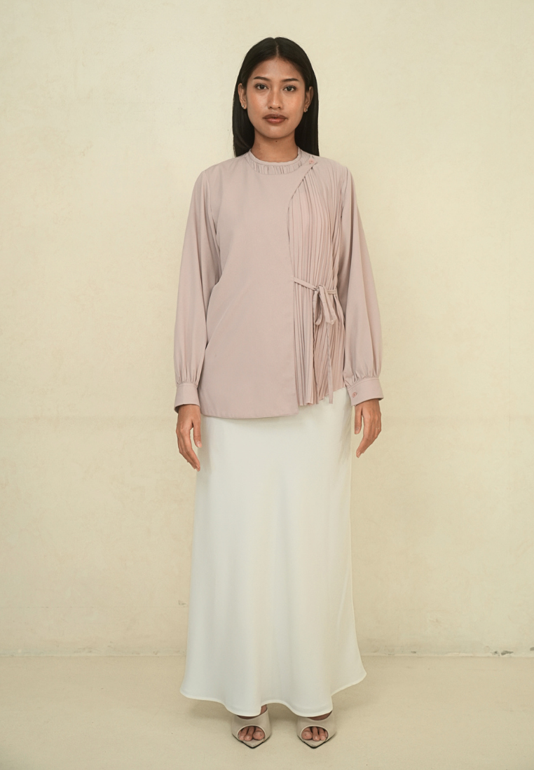 Adeline Asymmetrical Pleated Blouse | Dusty Mauve