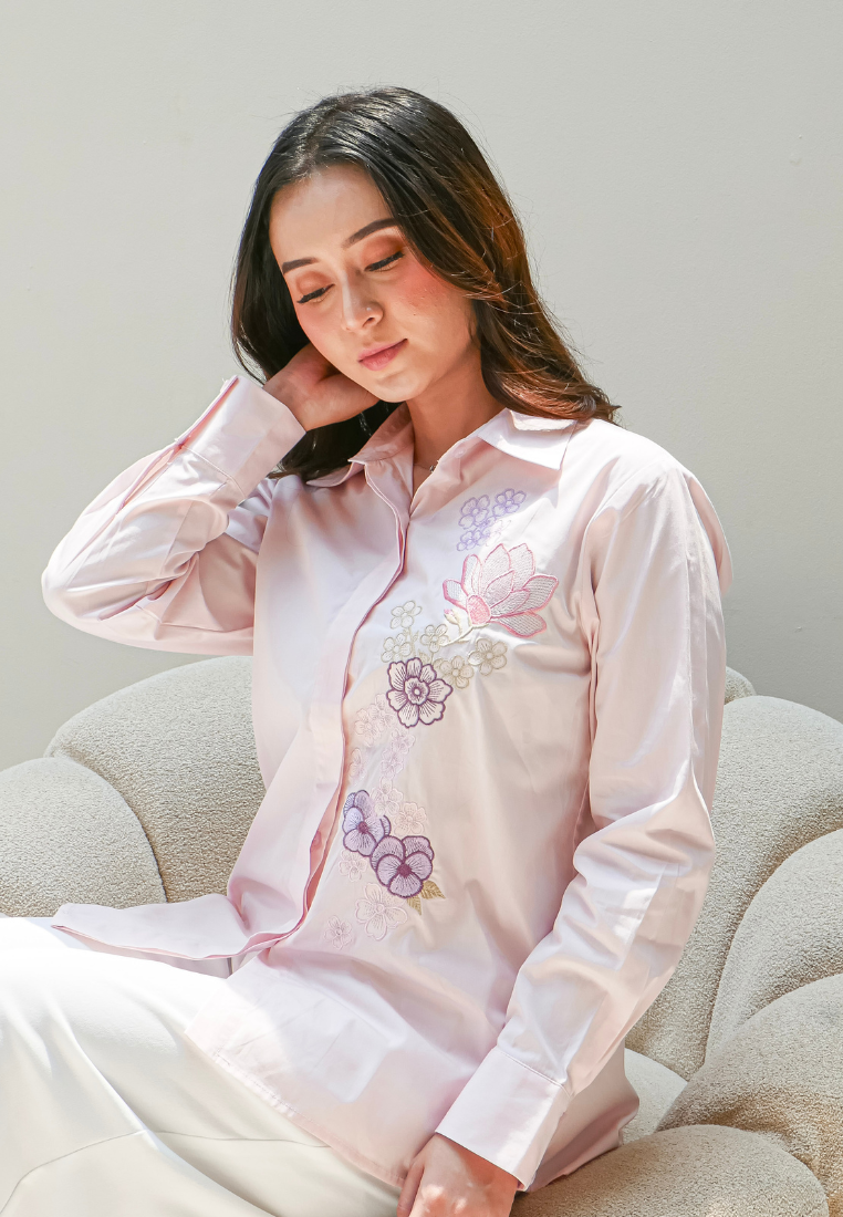 Camellia Embroidery Shirt |Soft Pink