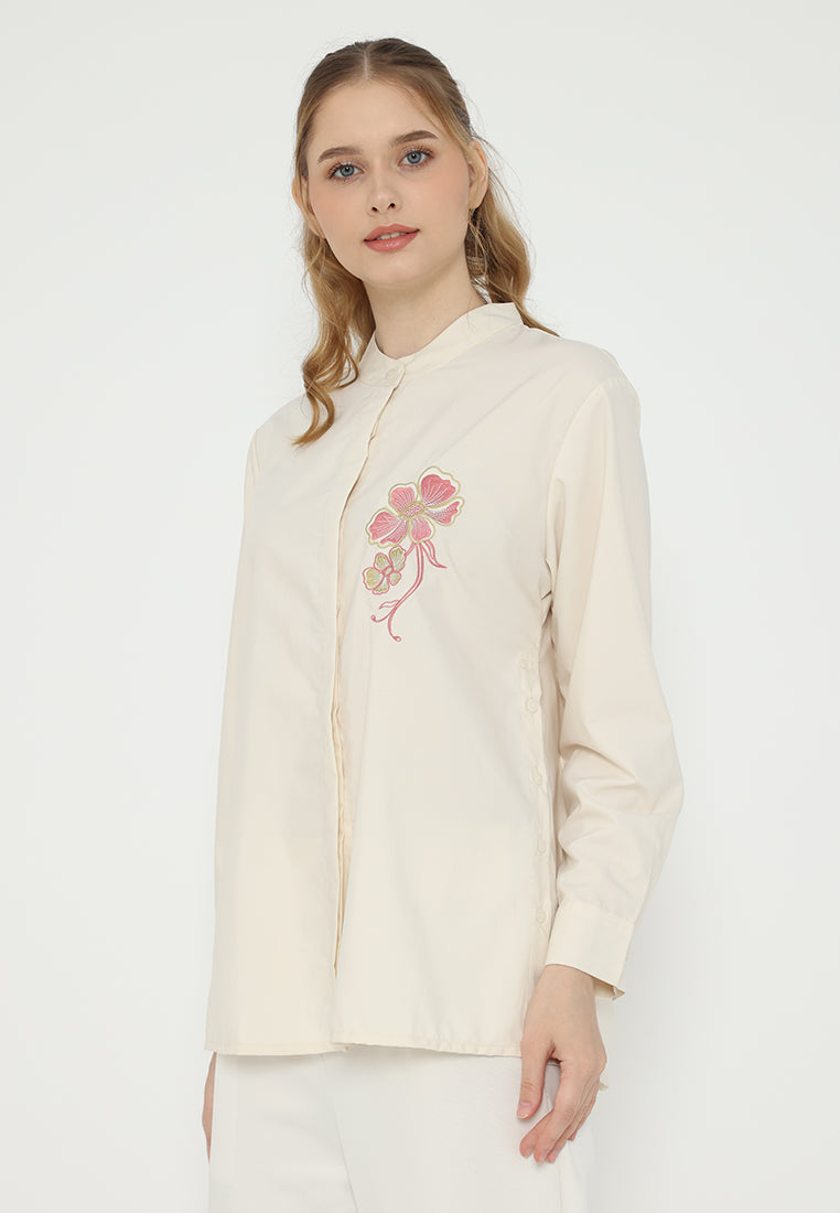 Clara Embroidered Floral Shirt | Cream