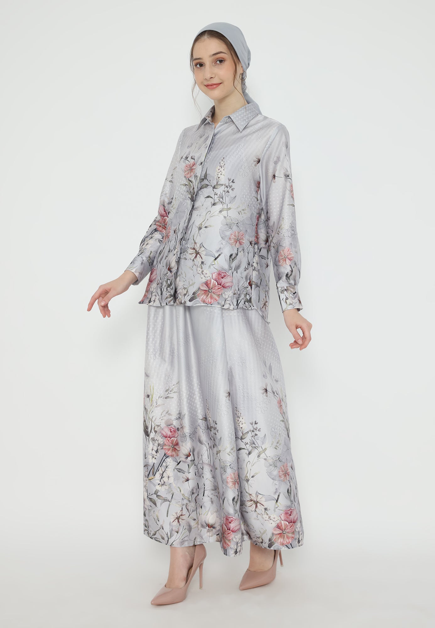 Firyal Tops Armany Silk Floral | Grey