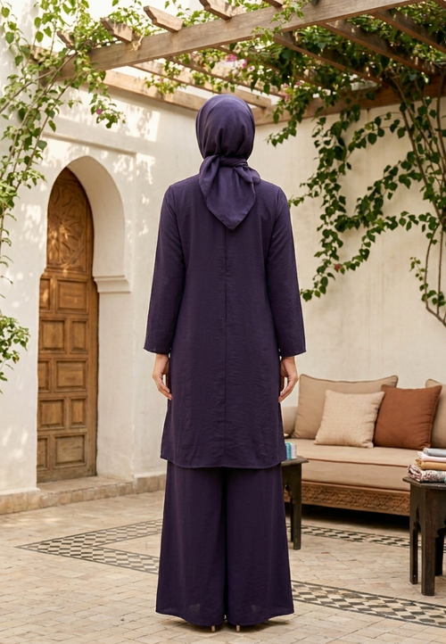 Amora Tunic With Floral Detail | Burgundy