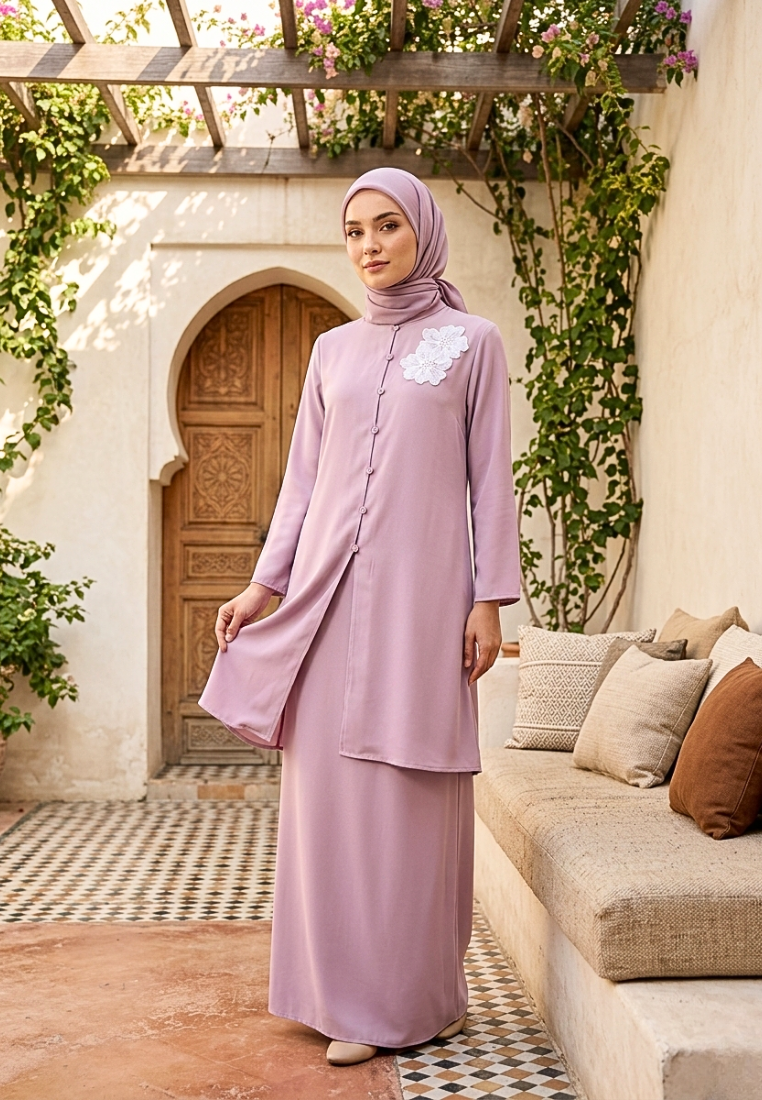 Amora Tunic With Floral Detail | Pink