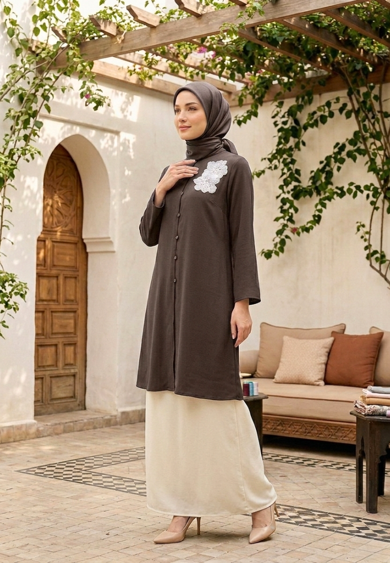 Amora Tunic With Floral Detail | Dark Brown