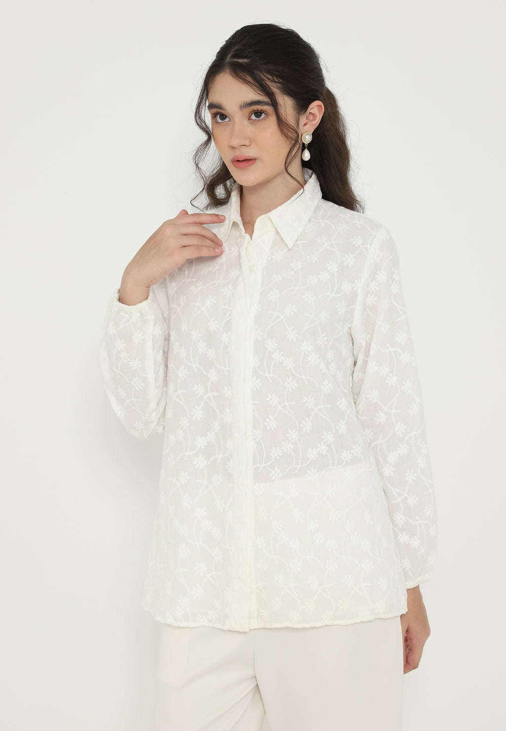Daisy Embroidered Shirt | White