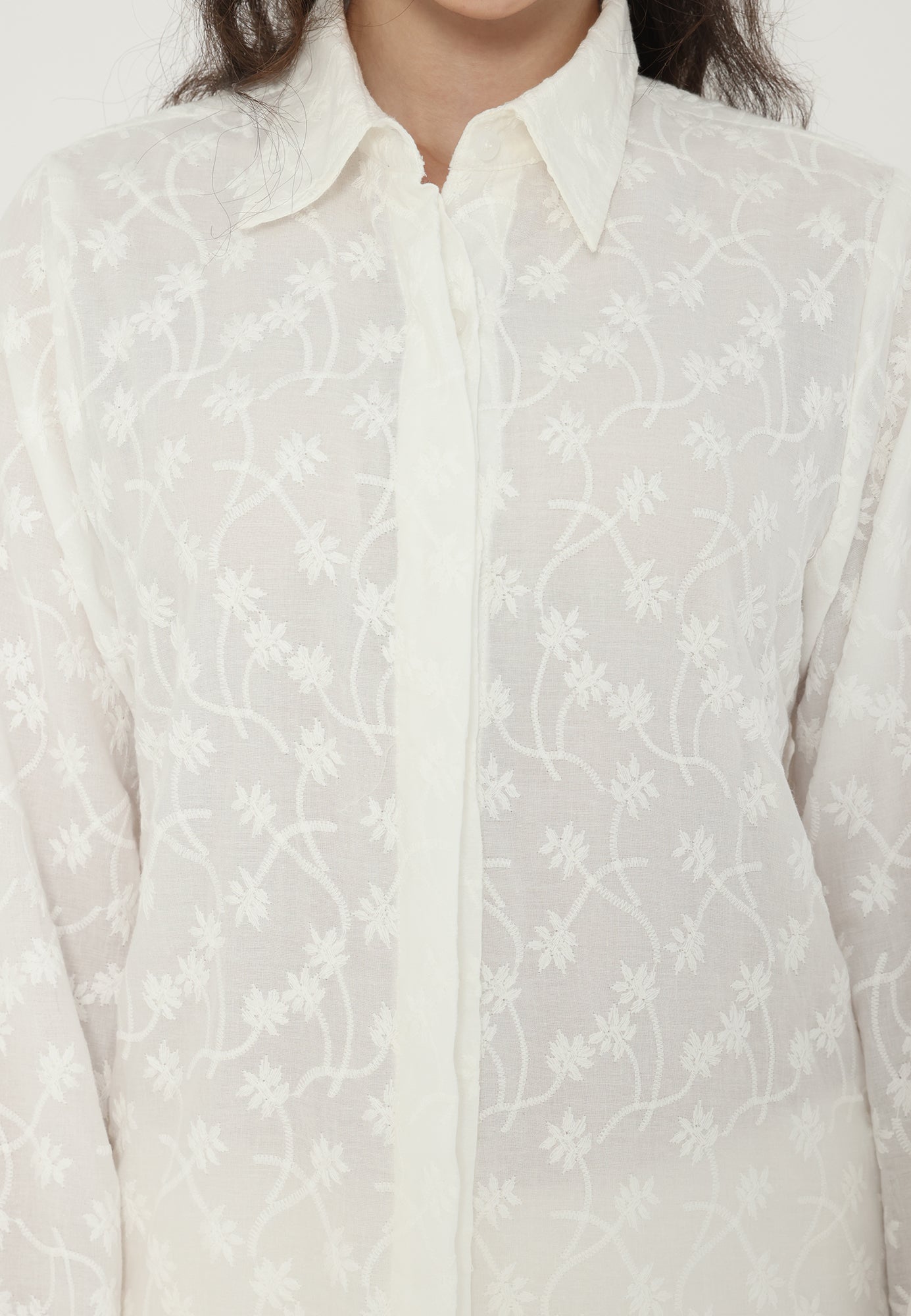 Daisy Embroidered Shirt | White