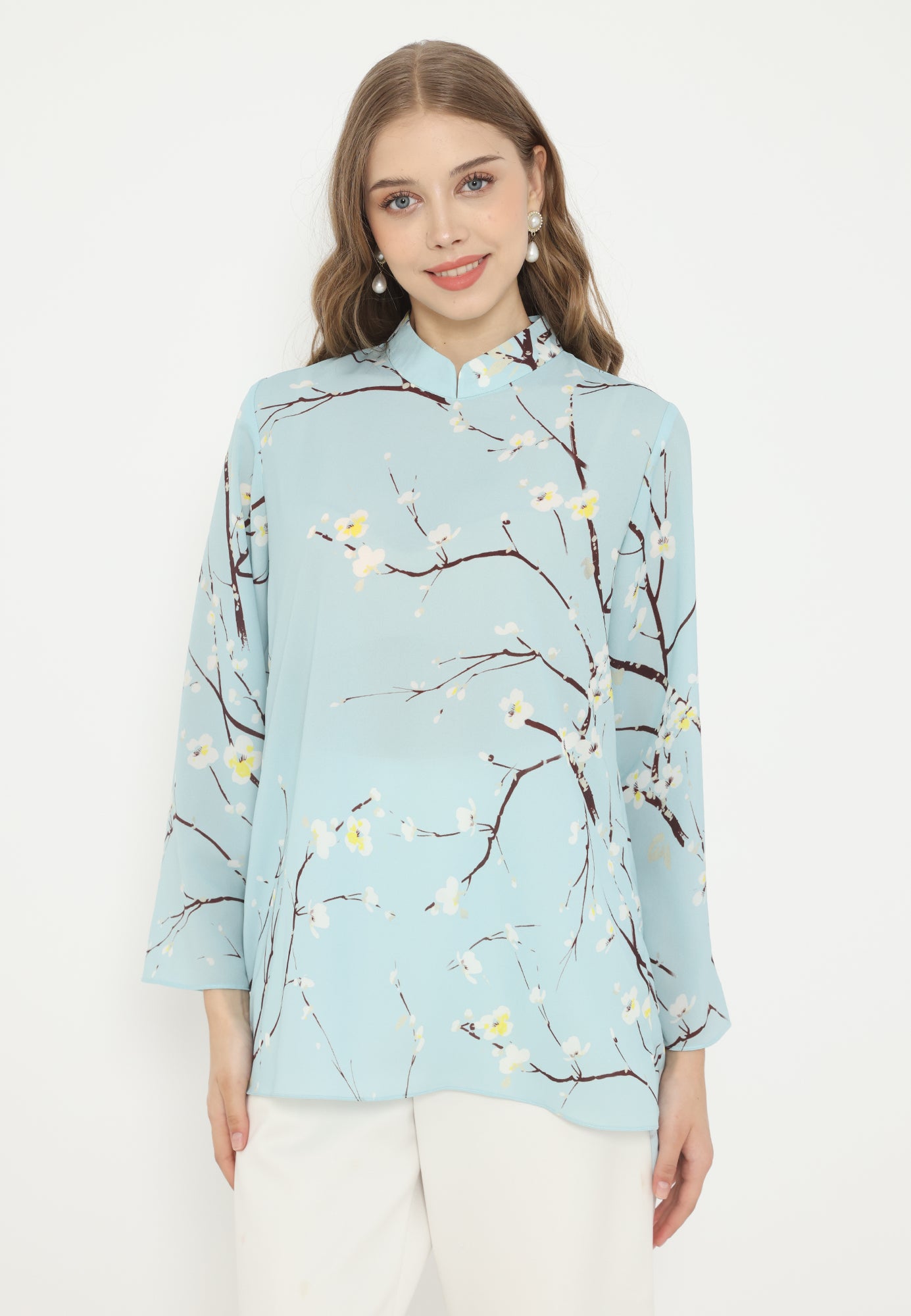 Amoura Tops With Sanghai Neck | Blue