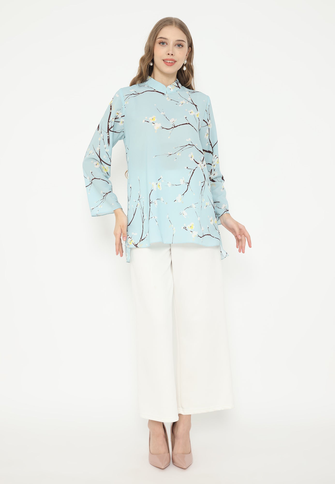 Amoura Tops With Sanghai Neck | Blue