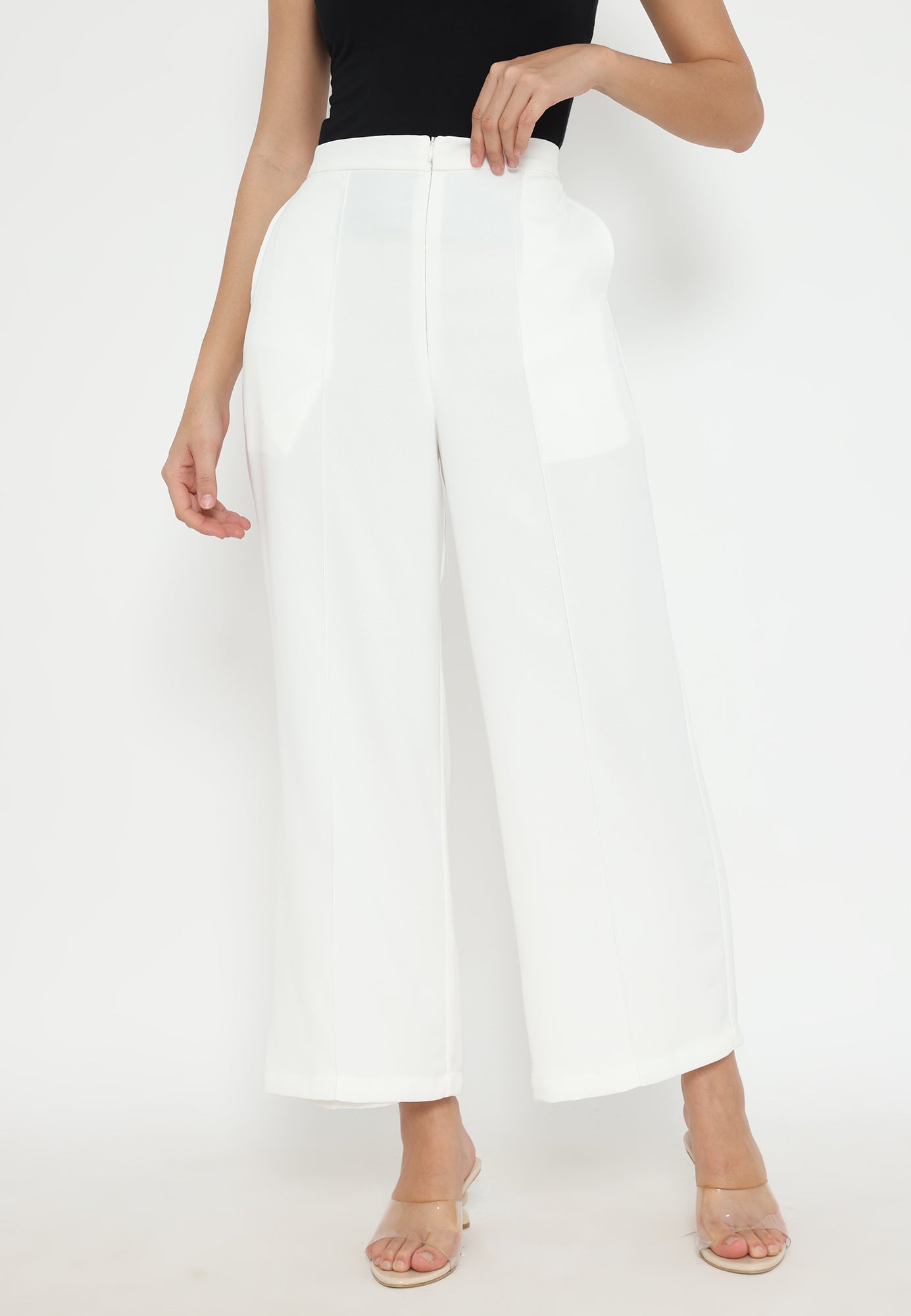 Aura High Waist Leg Pants | White