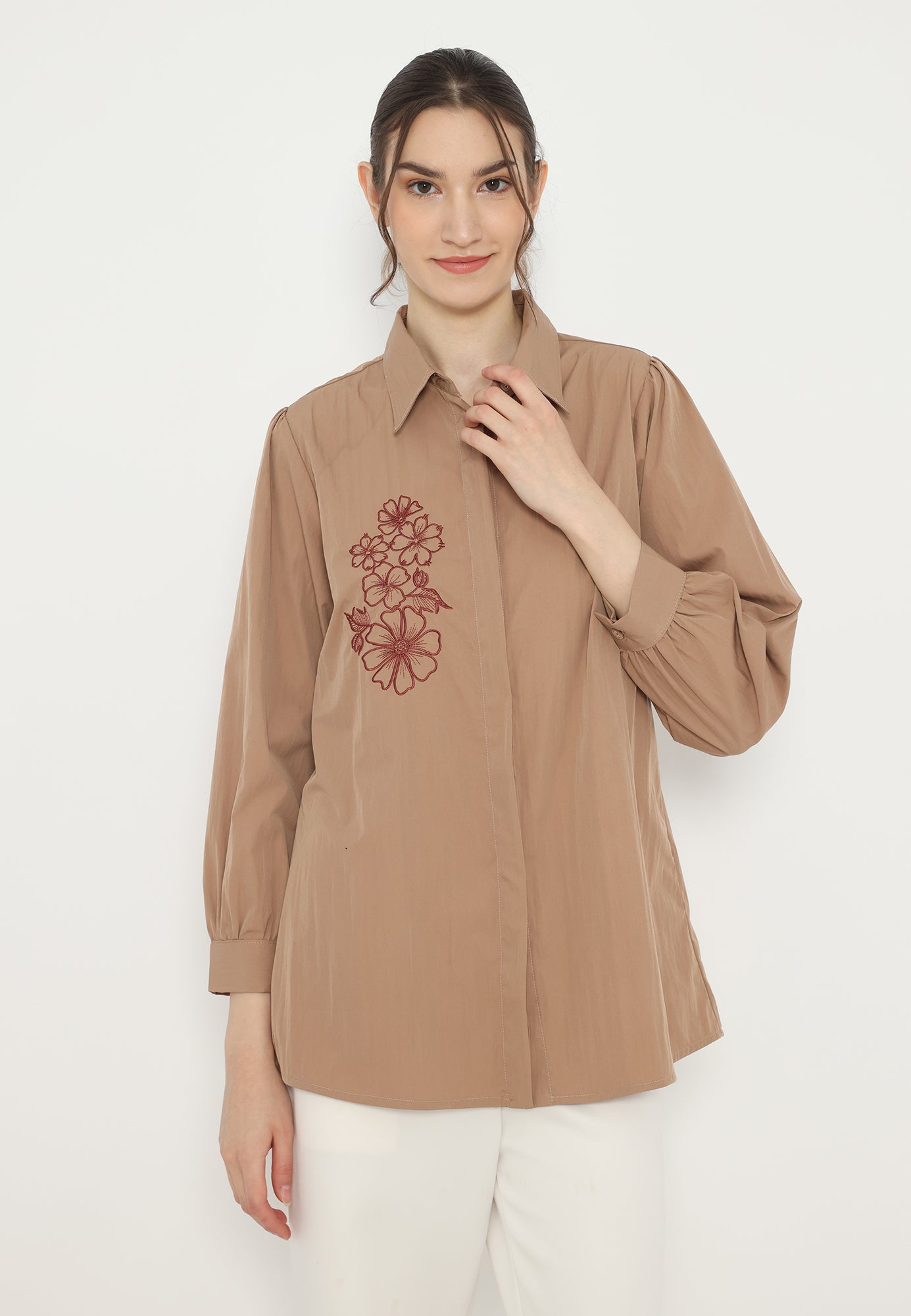 Sorelle Tops Cotton Embroidery | Brown